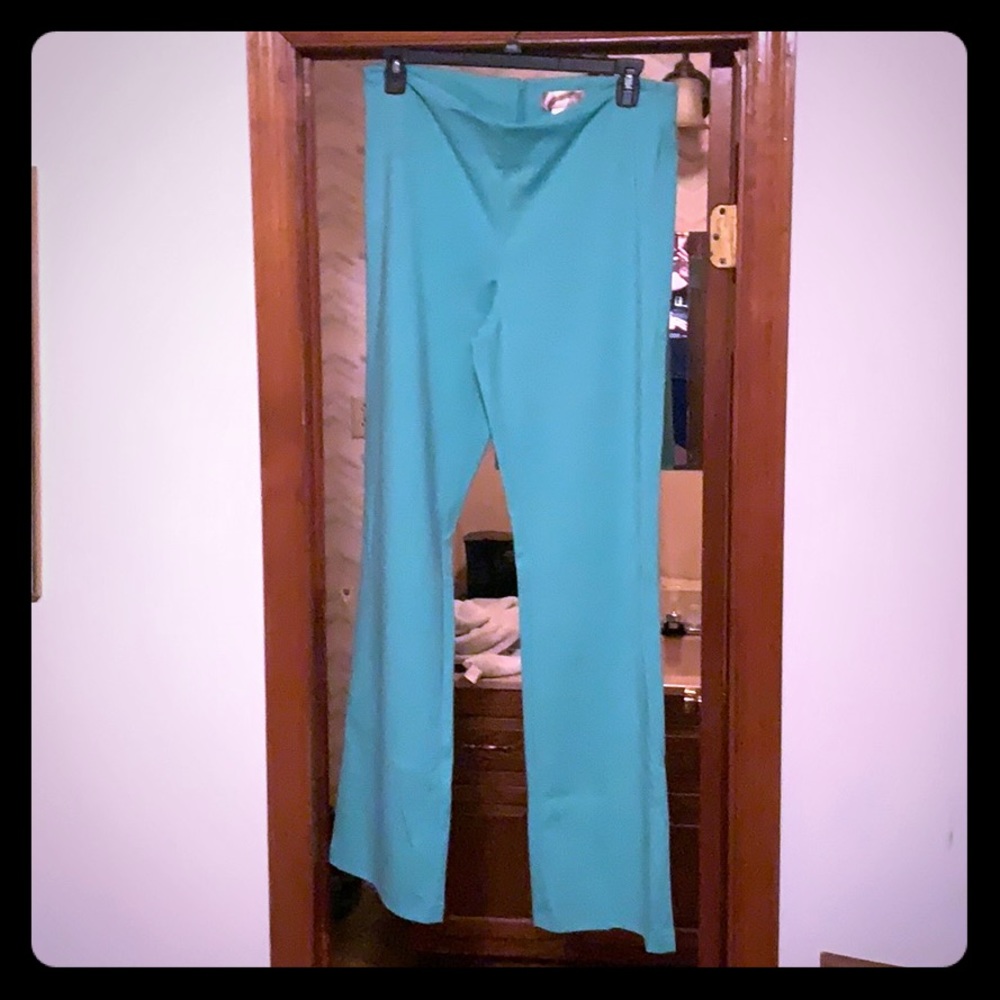 Long elegant legs ponte stretch pants